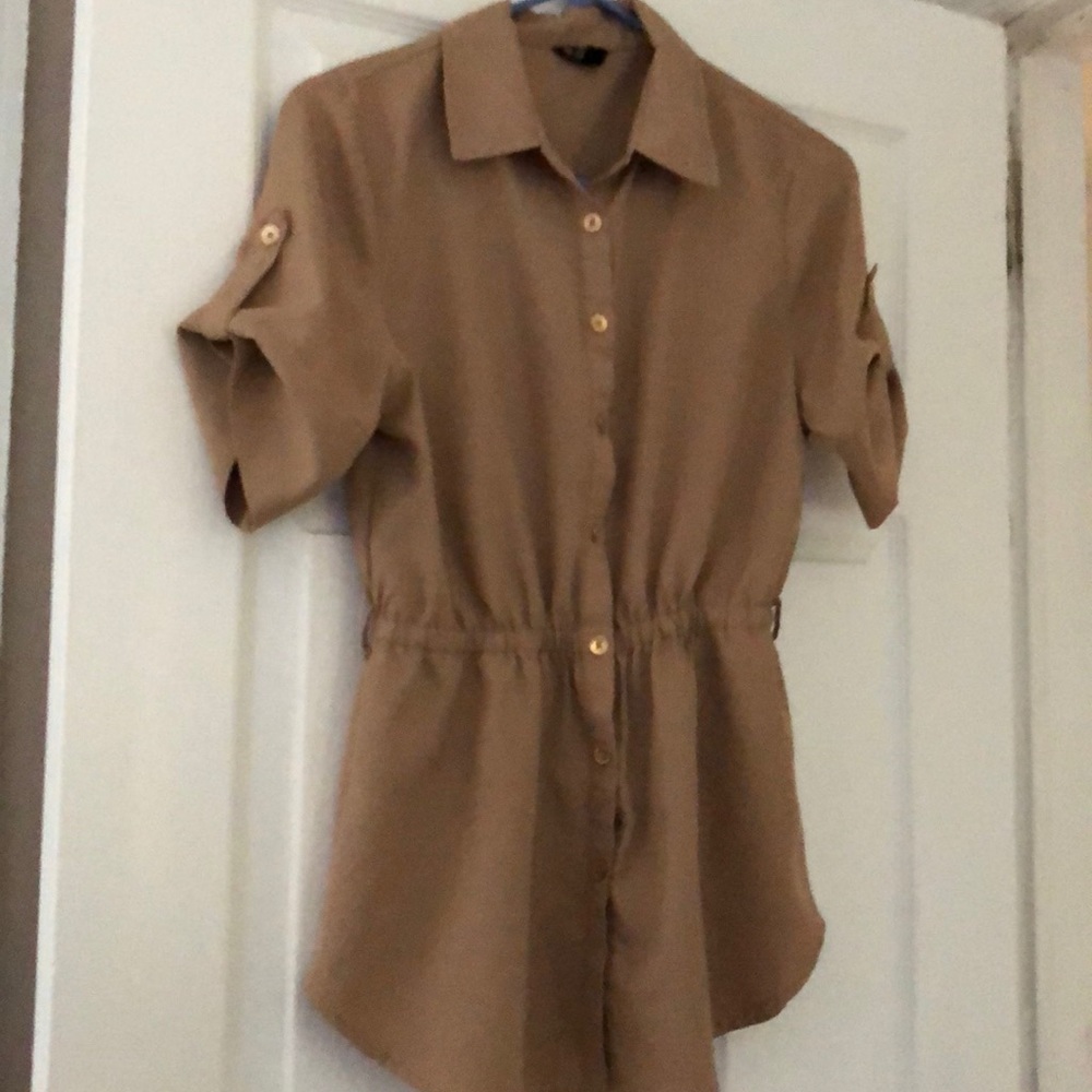 Guess Beige Button Top